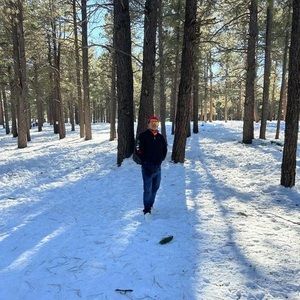 Meet your Posher, Bernal